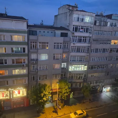 In The Charming Area Of Sisli 41b1 דירה *