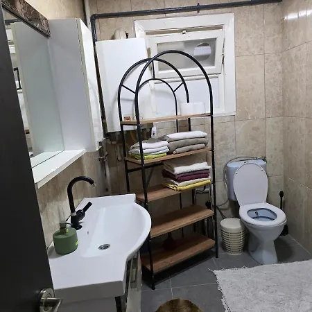 In The Charming Area Of Sisli 41b1 דירה